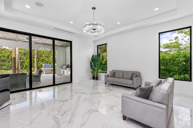 5951 NW 72 Way, Parkland, FL 33067