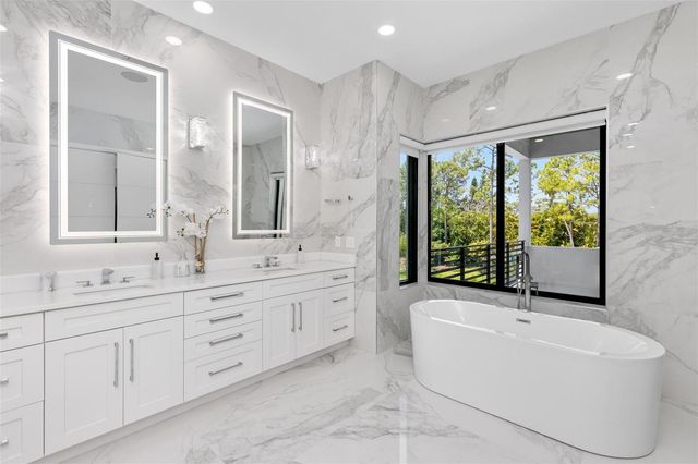 5951 NW 72 Way, Parkland, FL 33067