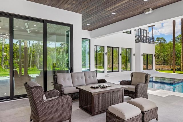 5951 NW 72 Way, Parkland, FL 33067