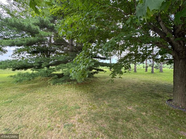 2521 195th Avenue, Mora, MN 55051