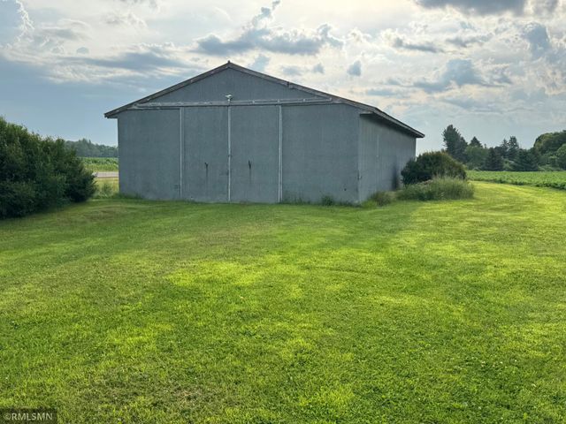 2521 195th Avenue, Mora, MN 55051