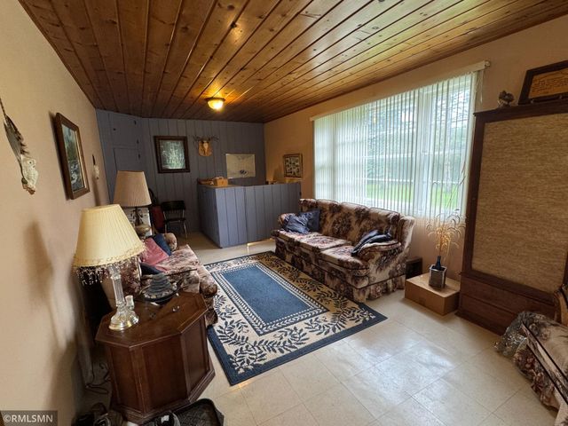 2521 195th Avenue, Mora, MN 55051