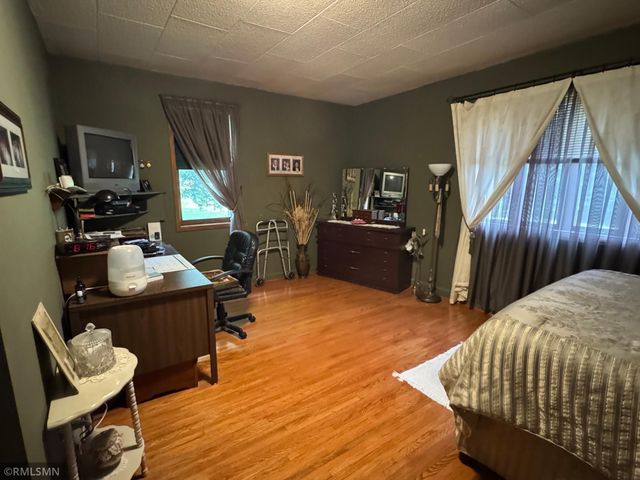 2521 195th Avenue, Mora, MN 55051