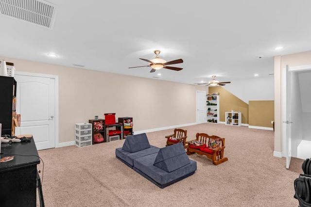 267 Ridge Drive, Headland, AL 36345