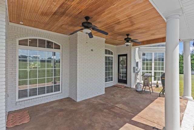 267 Ridge Drive, Headland, AL 36345