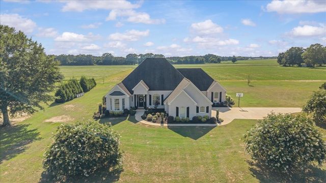 267 Ridge Drive, Headland, AL 36345