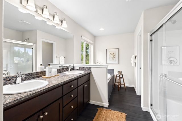 4749 Waxwing Court NE, Lacey, WA 98516