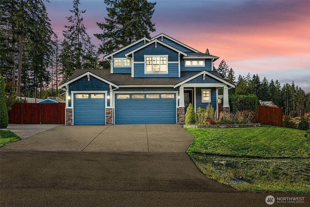 4749 Waxwing Court NE, Lacey, WA 98516