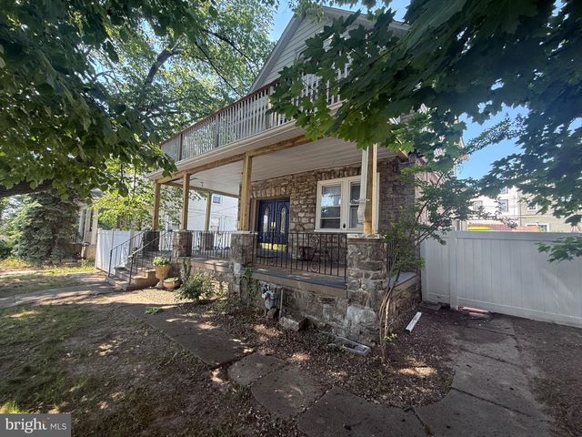 954 CHURCH LN, Lansdowne, PA 19050