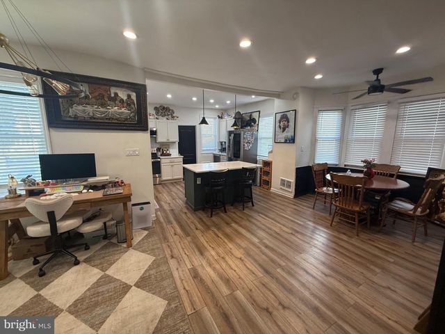 954 CHURCH LN, Lansdowne, PA 19050