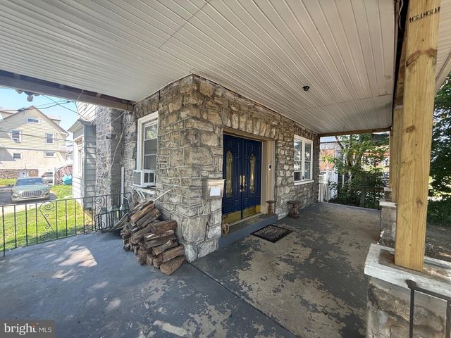 954 CHURCH LN, Lansdowne, PA 19050