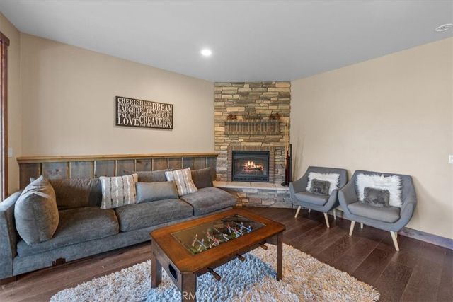 43565 Wolf, Big Bear Lake, CA 92315