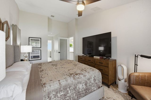 1971 NW 44th Street, Oakland Park, FL 33309