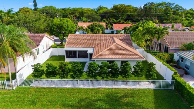 1971 NW 44th Street, Oakland Park, FL 33309