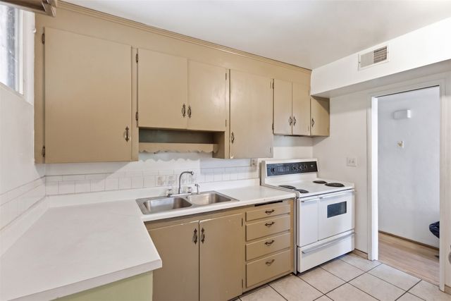 123 Placita De Oro, Santa Fe, NM 87501