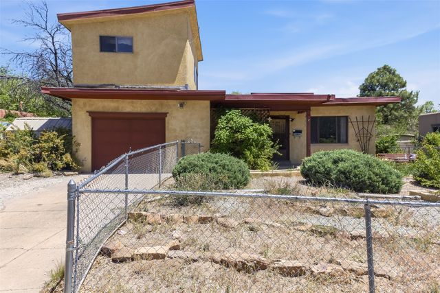 123 Placita De Oro, Santa Fe, NM 87501