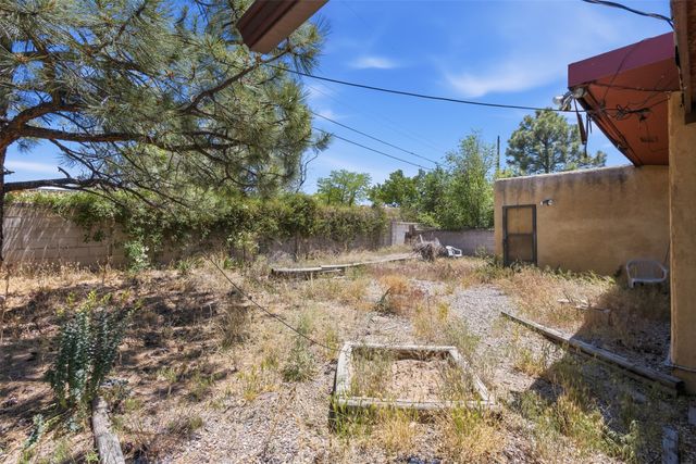123 Placita De Oro, Santa Fe, NM 87501