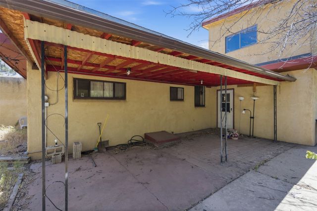 123 Placita De Oro, Santa Fe, NM 87501