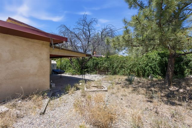 123 Placita De Oro, Santa Fe, NM 87501