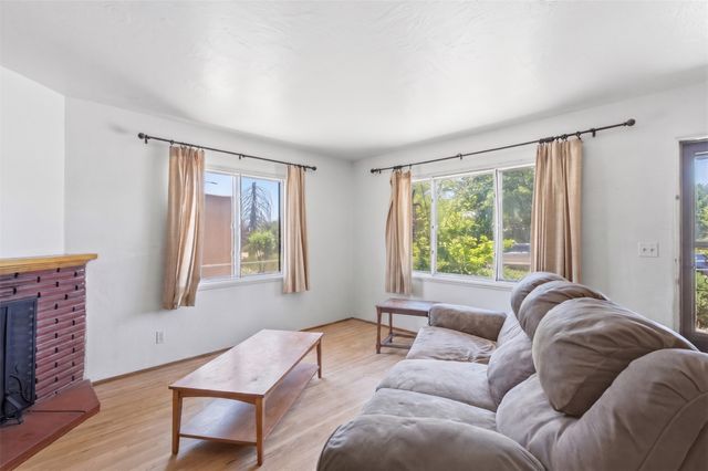 123 Placita De Oro, Santa Fe, NM 87501