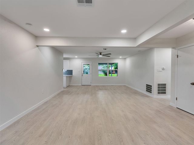 10315 Winding Trail Road, La Porte, TX 77571