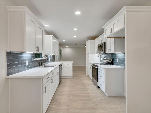10315 Winding Trail Road, La Porte, TX 77571