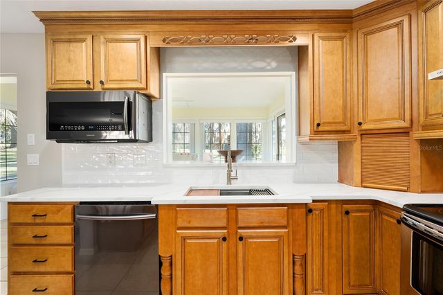 5201 NW 78TH COURT, Ocala, FL 34482