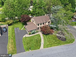 3694 MARC LN, Huntingdon Valley, PA 19006