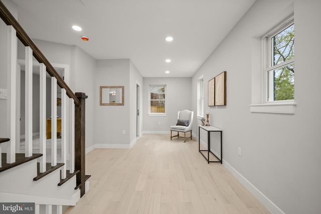 601 RAY DR, Silver Spring, MD 20910