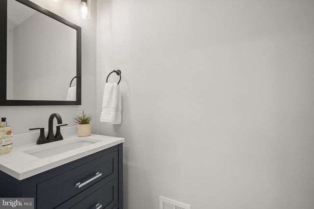601 RAY DR, Silver Spring, MD 20910