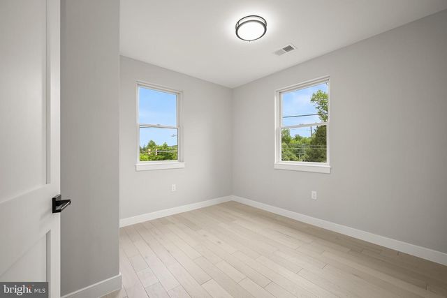 601 RAY DR, Silver Spring, MD 20910