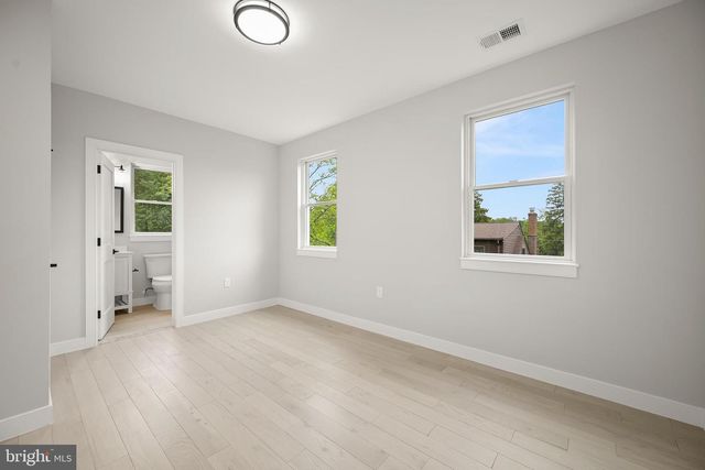 601 RAY DR, Silver Spring, MD 20910