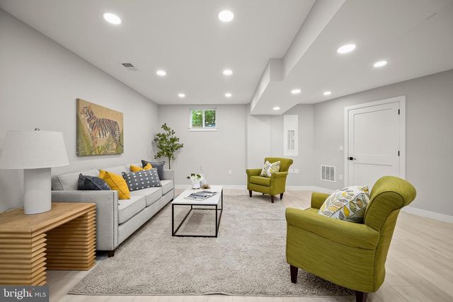 601 RAY DR, Silver Spring, MD 20910