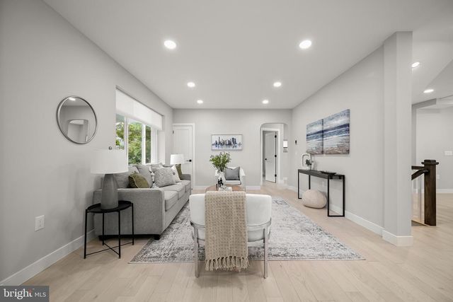 601 RAY DR, Silver Spring, MD 20910