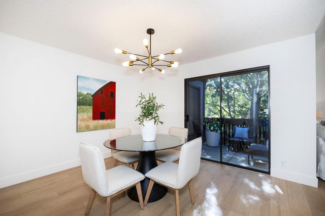 561 Thain Way, Palo Alto, CA 94306