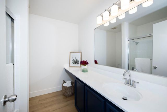 561 Thain Way, Palo Alto, CA 94306