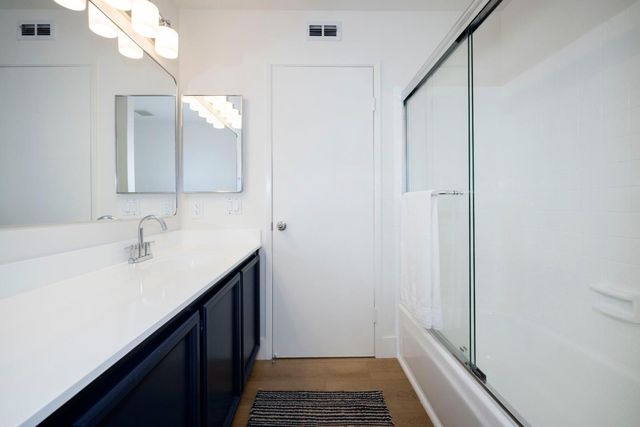 561 Thain Way, Palo Alto, CA 94306