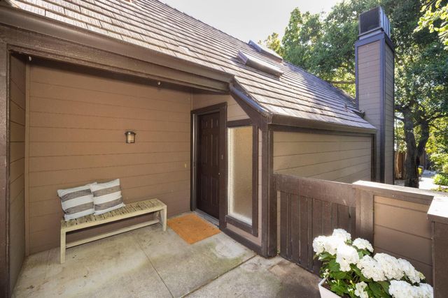 561 Thain Way, Palo Alto, CA 94306