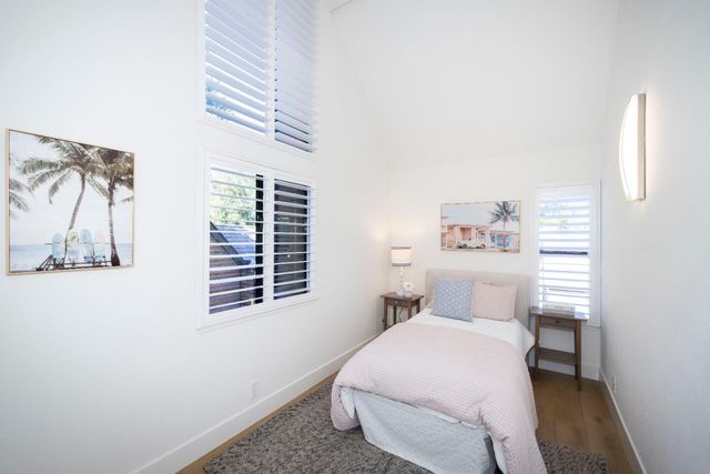561 Thain Way, Palo Alto, CA 94306