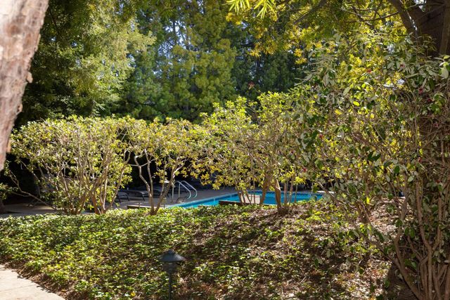 561 Thain Way, Palo Alto, CA 94306