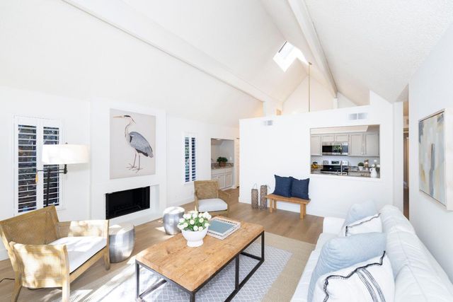 561 Thain Way, Palo Alto, CA 94306