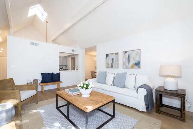 561 Thain Way, Palo Alto, CA 94306
