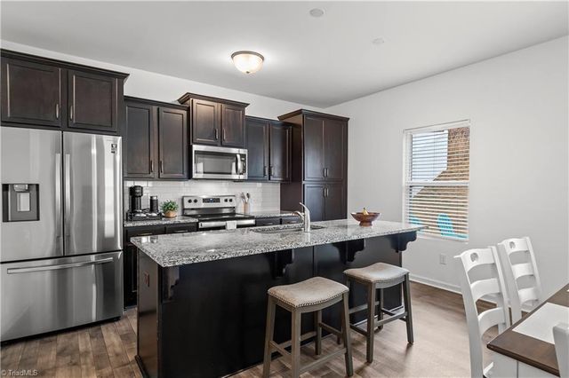 1447 Seawatch Drive, Winston-salem, NC 27127