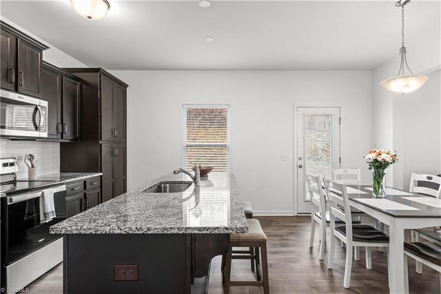 1447 Seawatch Drive, Winston-salem, NC 27127