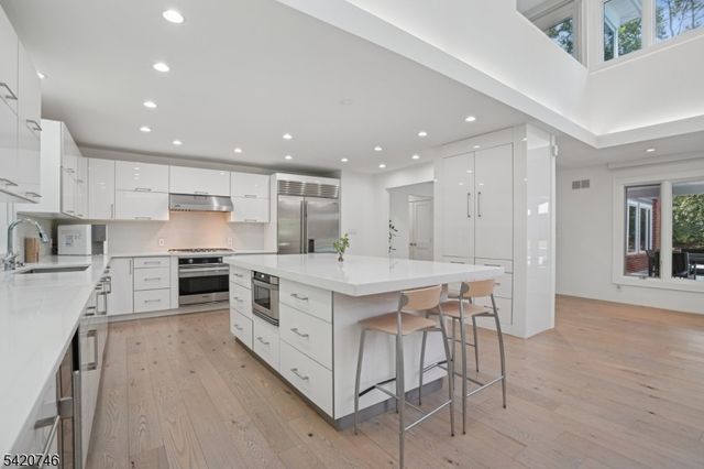 1414 Whipporwill Way, Mountainside Boro, NJ 07092