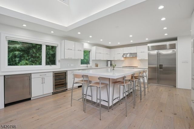 1414 Whipporwill Way, Mountainside Boro, NJ 07092