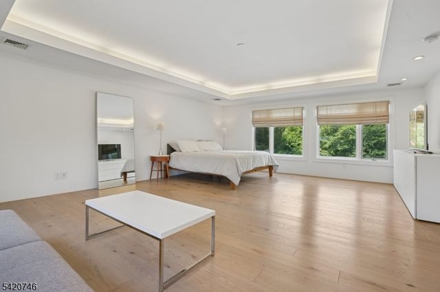 1414 Whipporwill Way, Mountainside Boro, NJ 07092