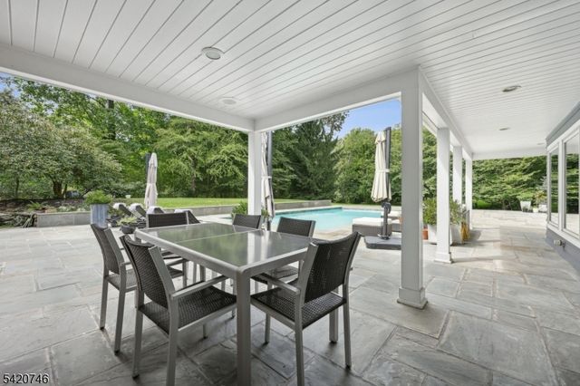 1414 Whipporwill Way, Mountainside Boro, NJ 07092