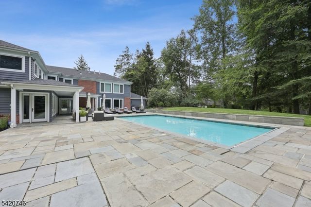 1414 Whipporwill Way, Mountainside Boro, NJ 07092