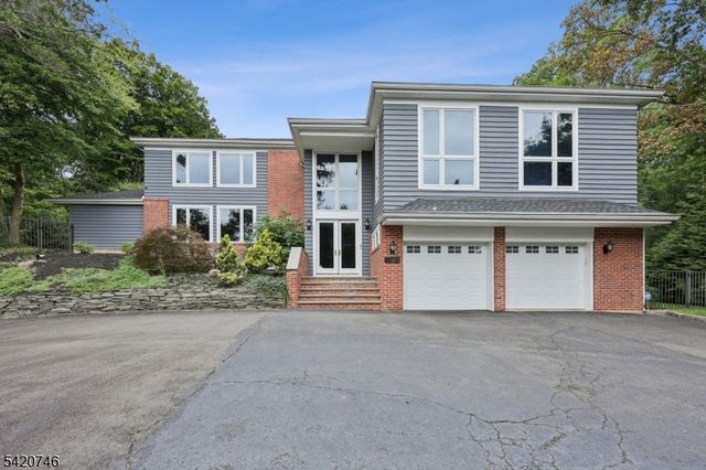 1414 Whipporwill Way, Mountainside Boro, NJ 07092